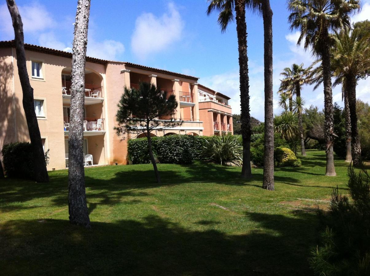 T2 Vue Mer 50M De La Plage A Giens Hyeres Exterior photo